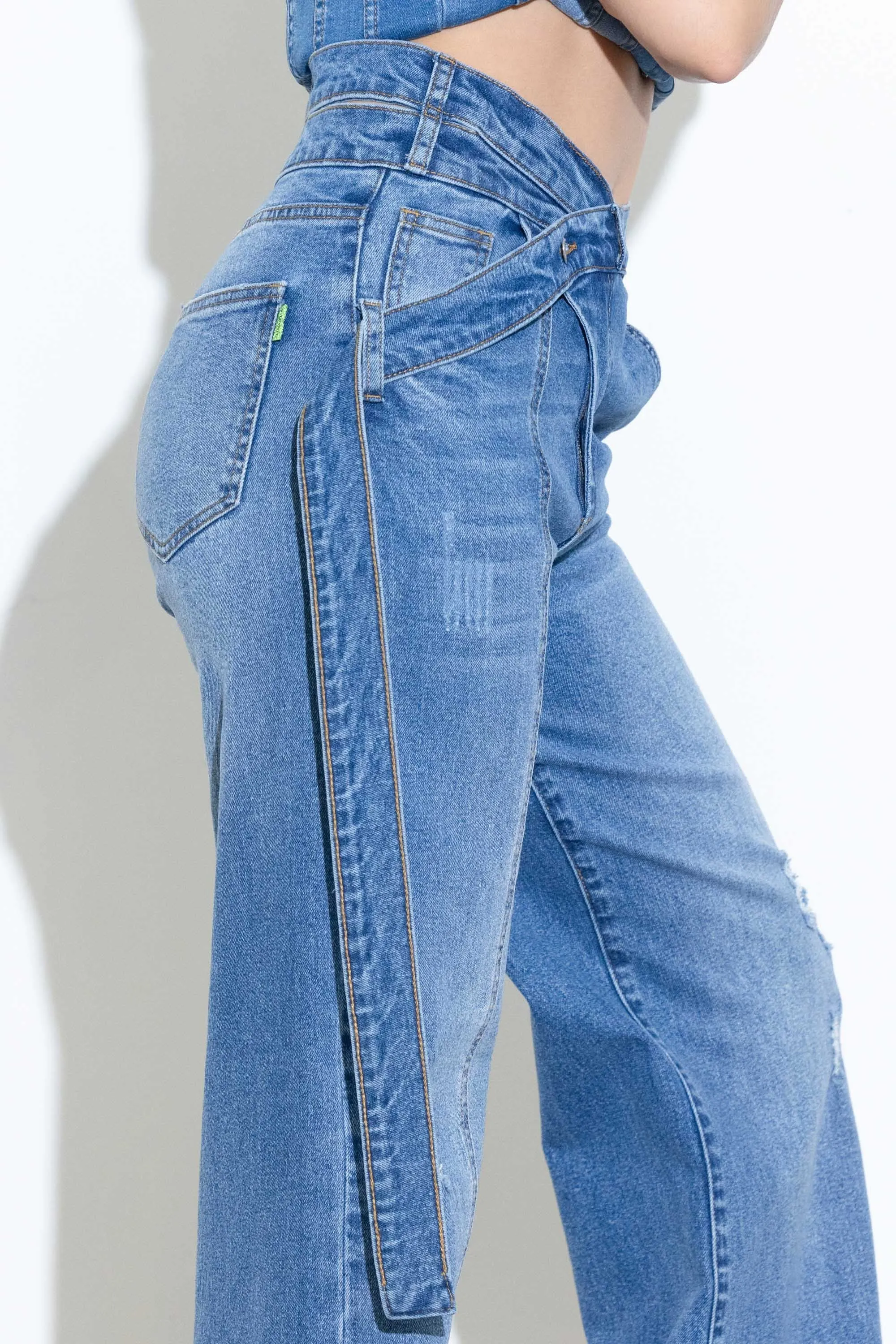 Crossed Waist Line Long Belted Wide Jeans