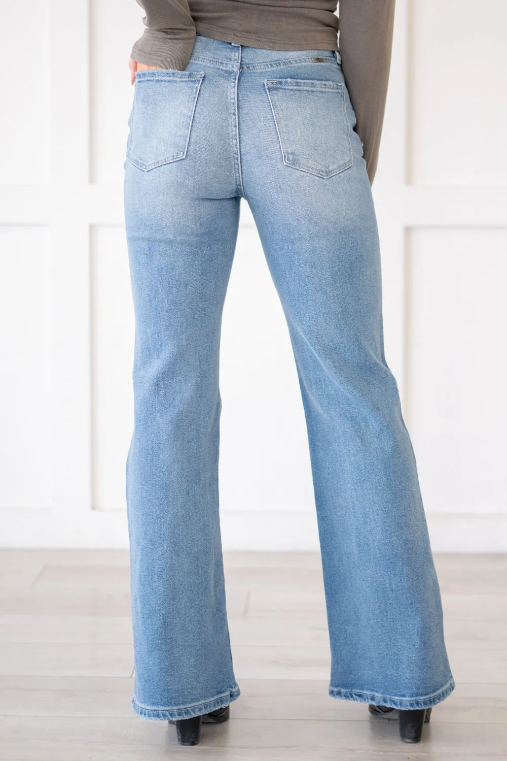 Lynn High Rise Wide Leg Flare